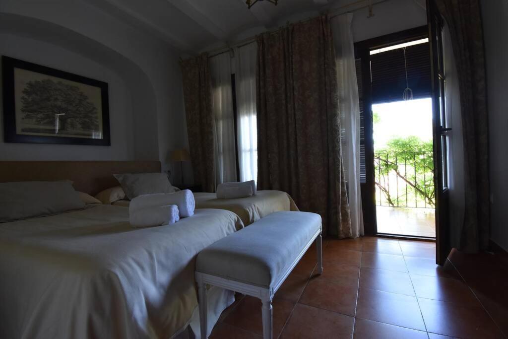 Almonaster La Real, Marques De Robledal Holiday home Almonaster la Real